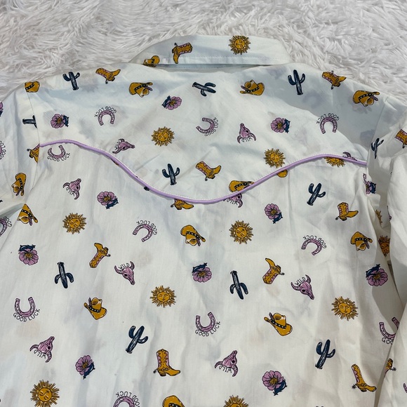 Wrangler Kids Western Print SNAP Down Shirt - Cream, Yellow, Purple SIZE L - Picture 6 of 6